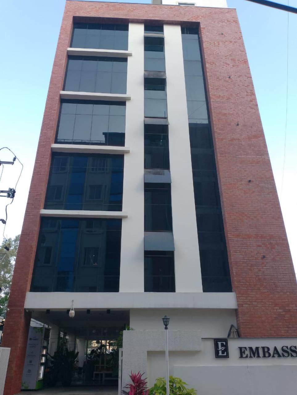 The Embassy Suites Hyderabad Exterior photo